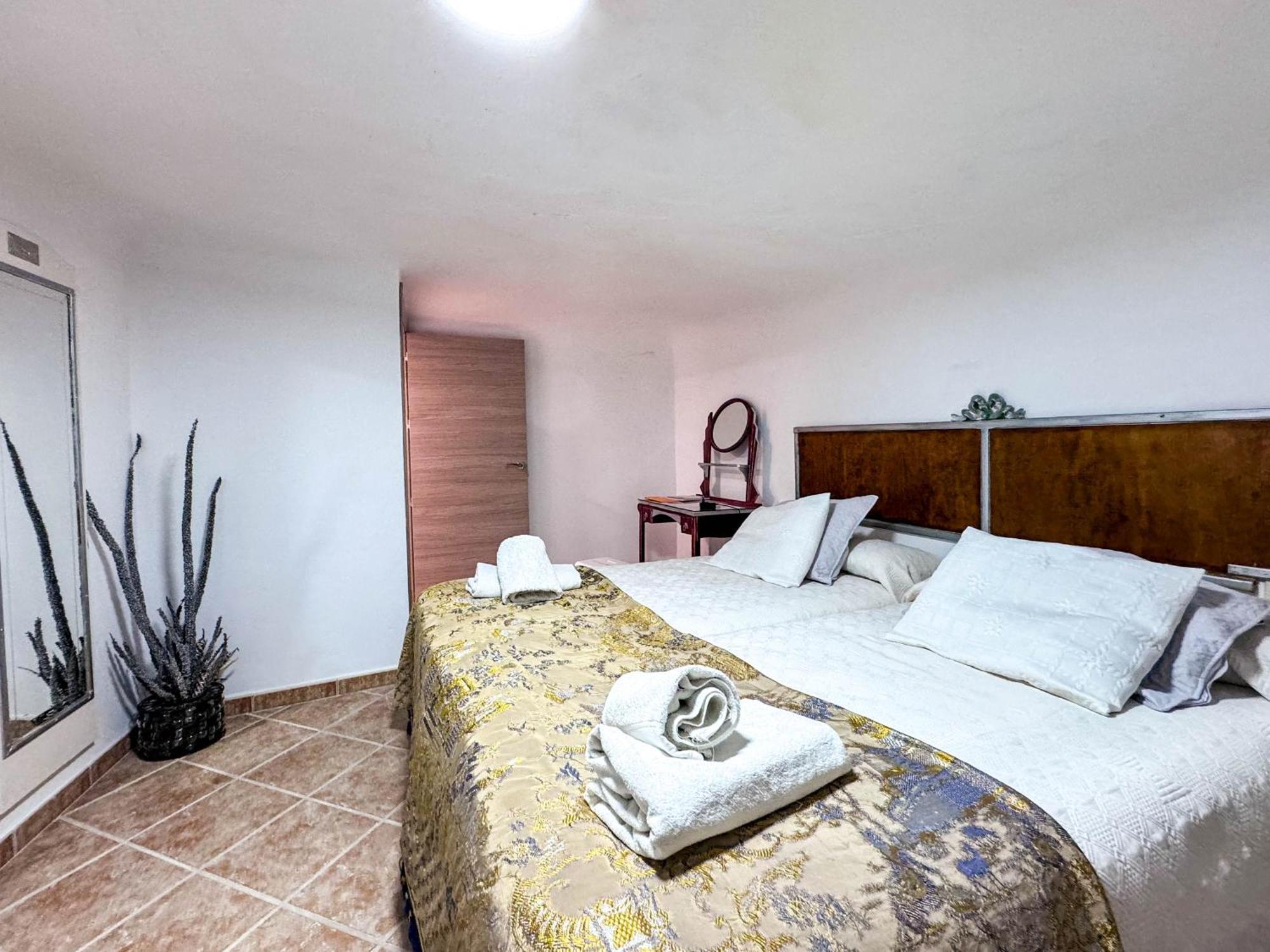 Casa Cueva Rural Vico Ideal Grandes Grupos Freila Εξωτερικό φωτογραφία